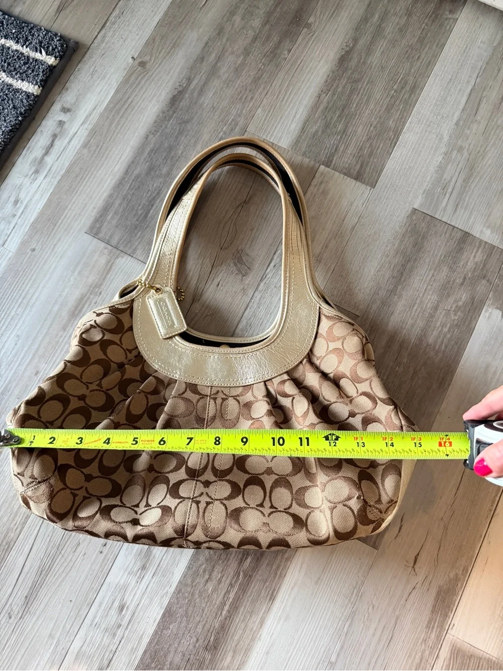 ✨ Coach Ergo Signature Pleated Shoulder Bag – Gold/Tan – Excellent Condition ✨